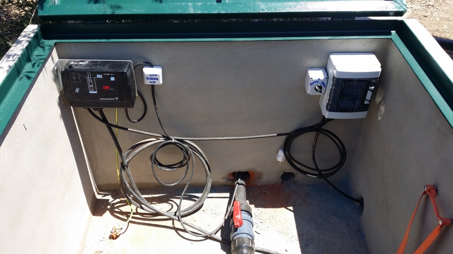 Arqueta de riego directo y selector de grupo