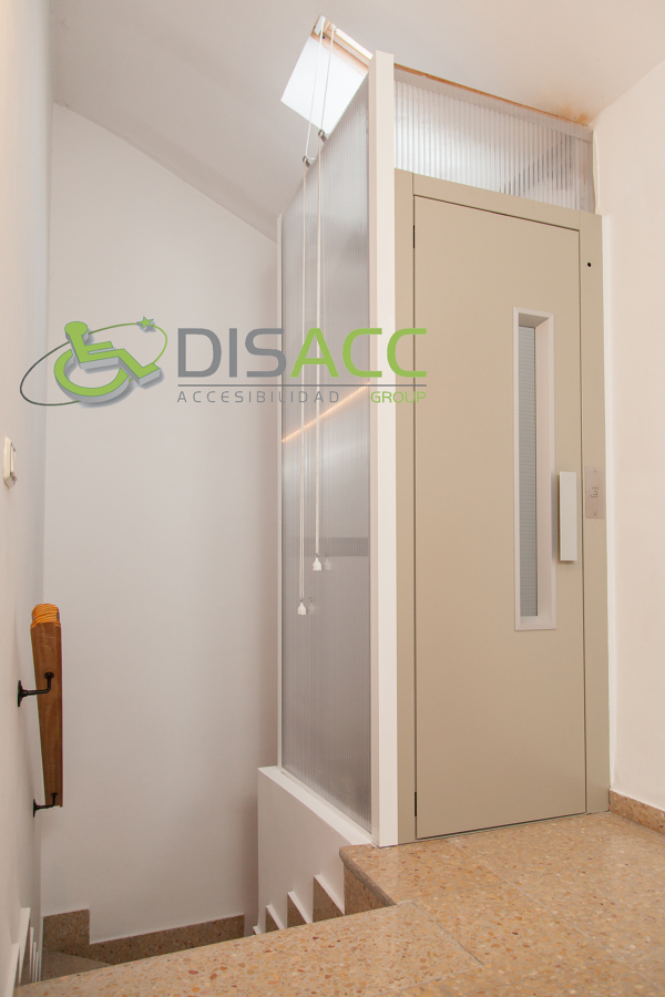 Ascensor en vivienda unifamiliar