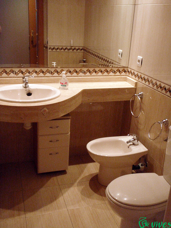 Aseo del inmueble diseñado para alquiler en Zaragoza