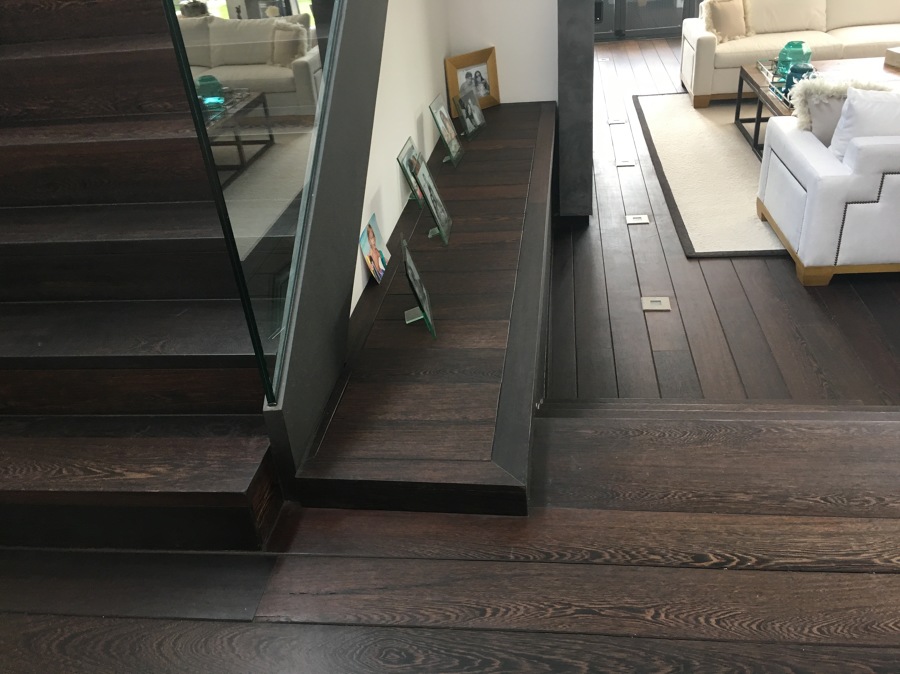 ASPECTO NATURAL DE LA TARIMA CON ACABADO AL ACEITE 