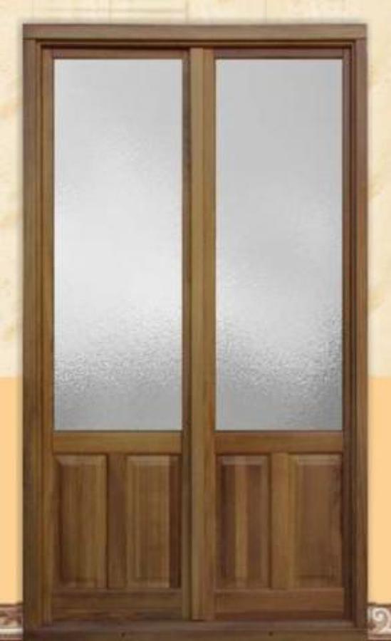 Balcón de madera cuarterón