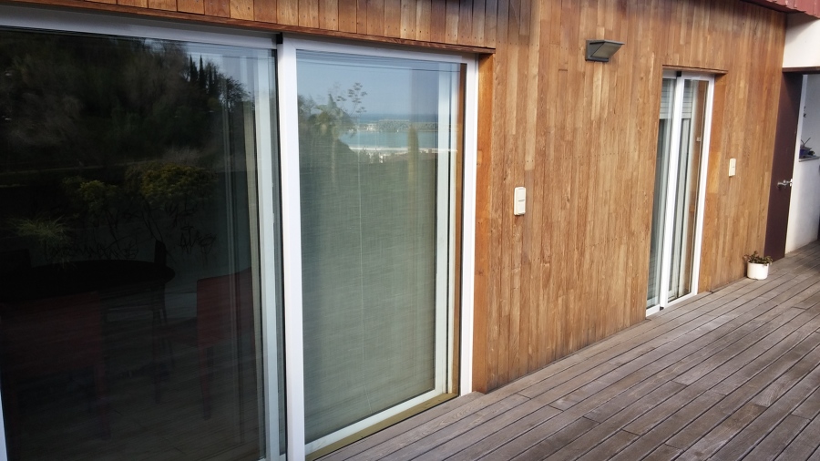 Balconera corredera de dos hojas