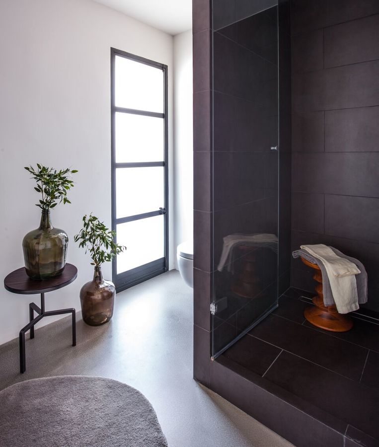 baño con ducha de obra