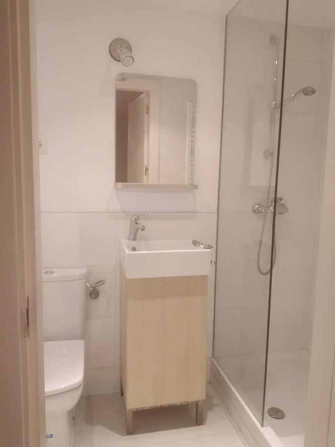 Baño de zona servicio