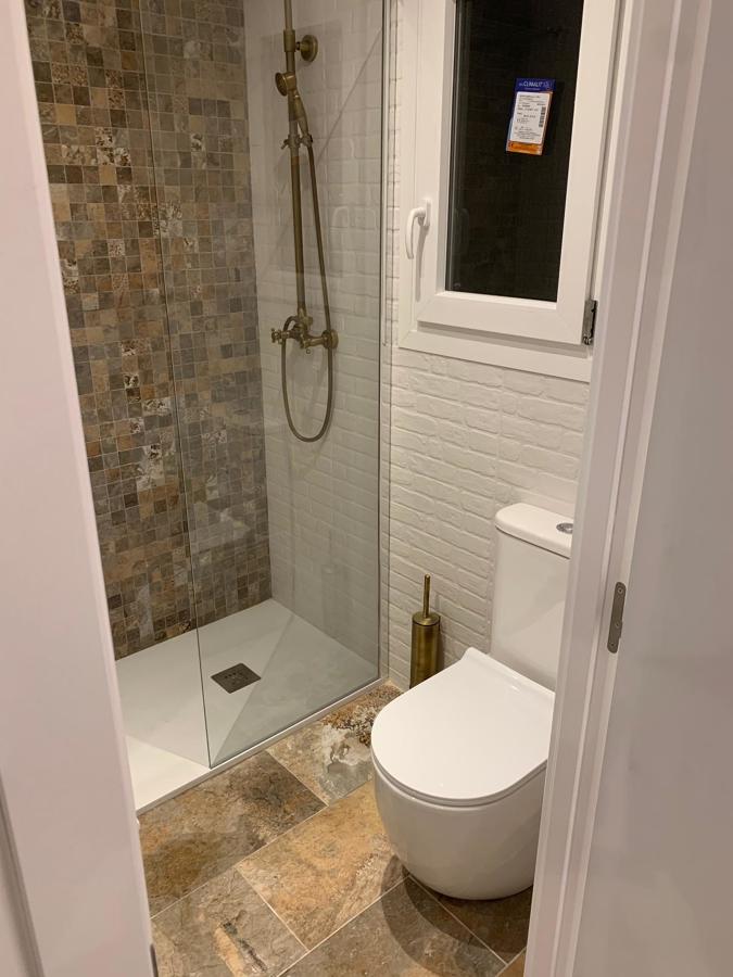 Baño diario de diseño moderno y retro