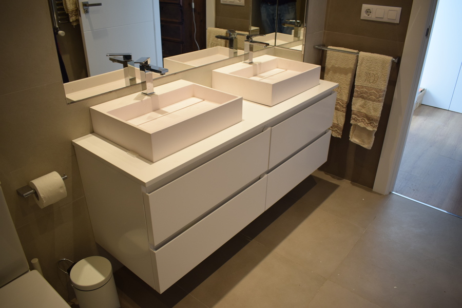 BAÑO DORMITORIO PRINCIPAL