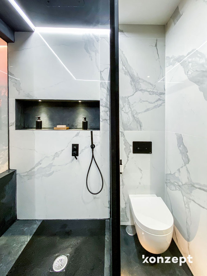 Baño ducha y hornacina