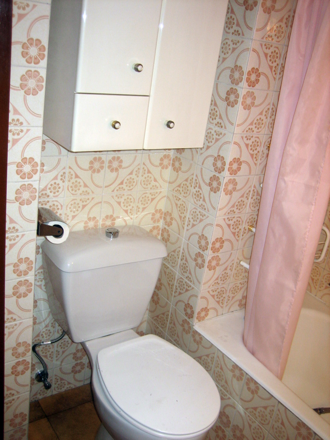 Baño grande antiguo