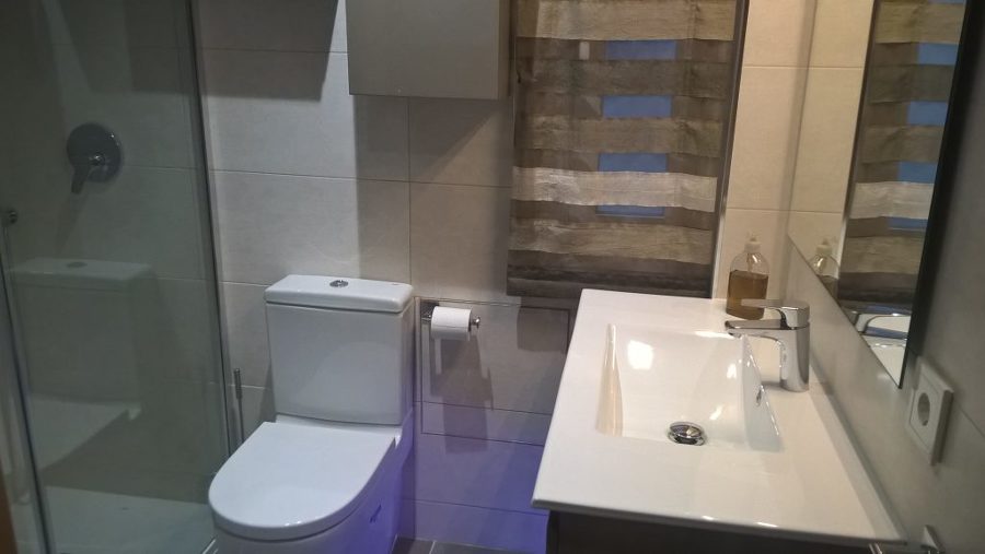 Baño de invitados