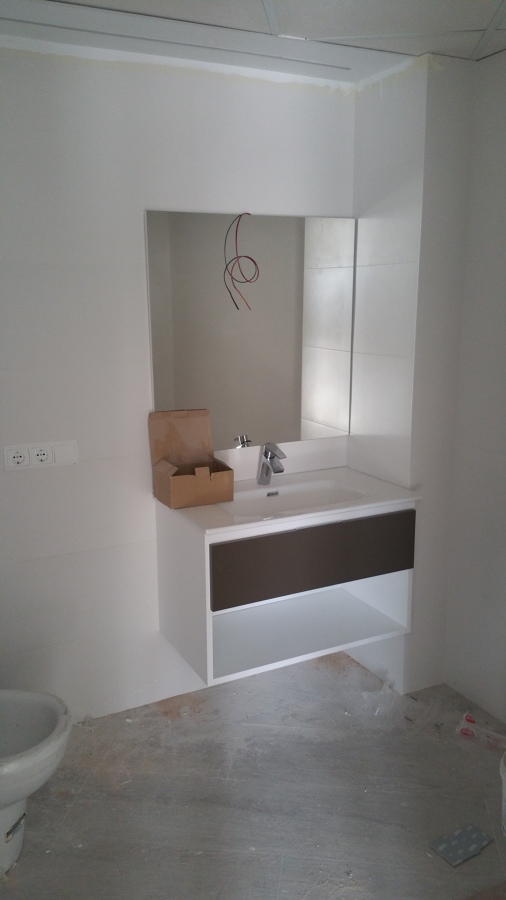 Baño minimalista