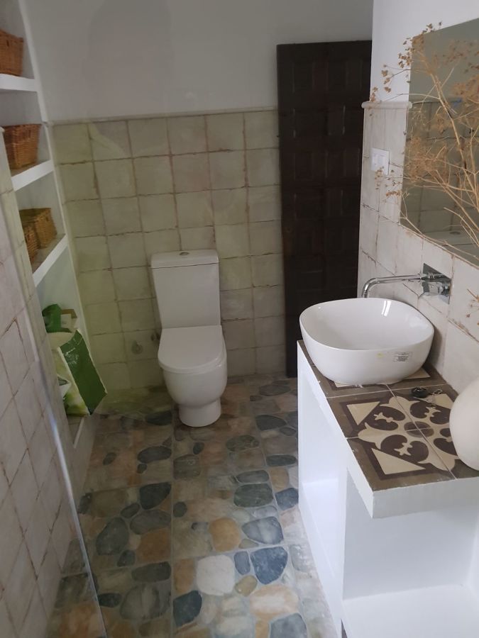 Baño planta de abajo