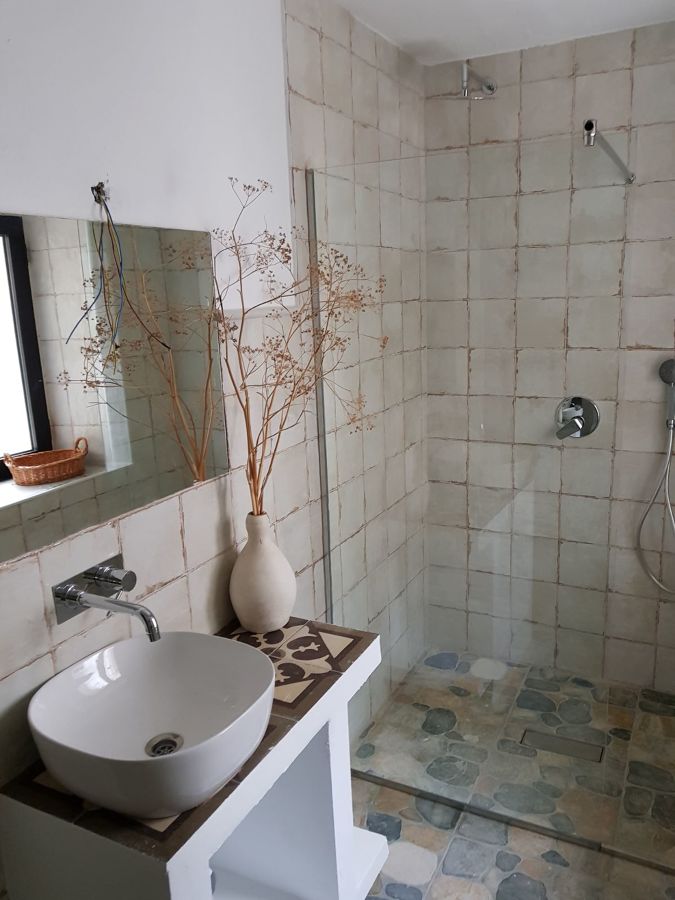 Baño planta de abajo