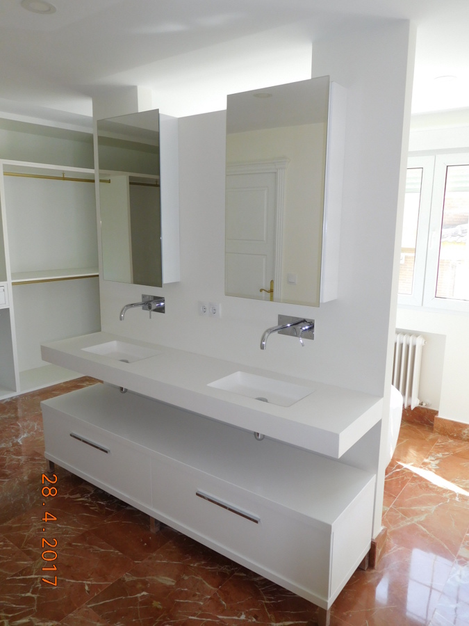 Baño principal. Planta baja