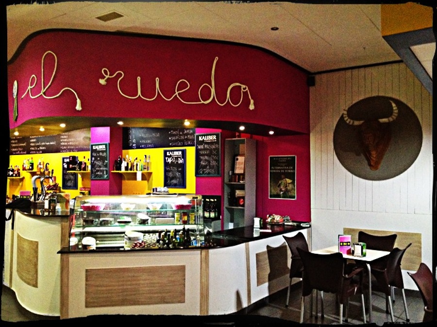 bar el ruedo