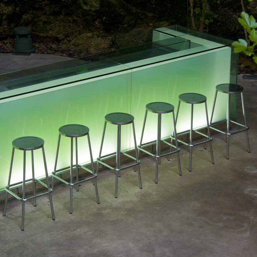 Bar en las “Cuevas dels hams”