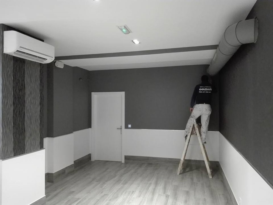 BAR RESTAURANTE EN LLODIO