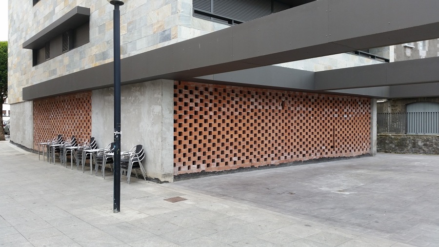 BAR RESTAURANTE EN LLODIO