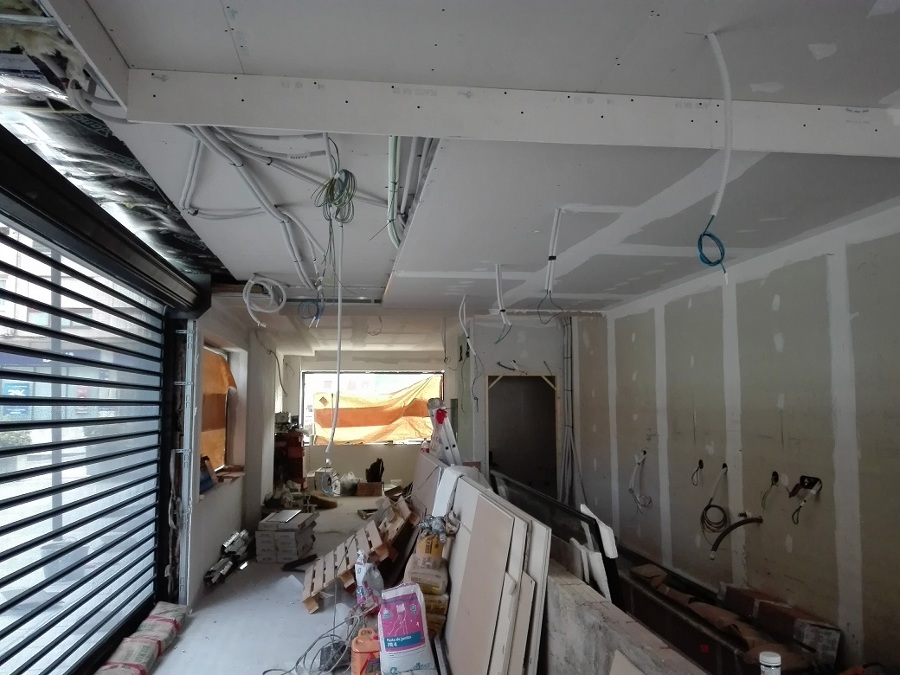 BAR RESTAURANTE EN LLODIO