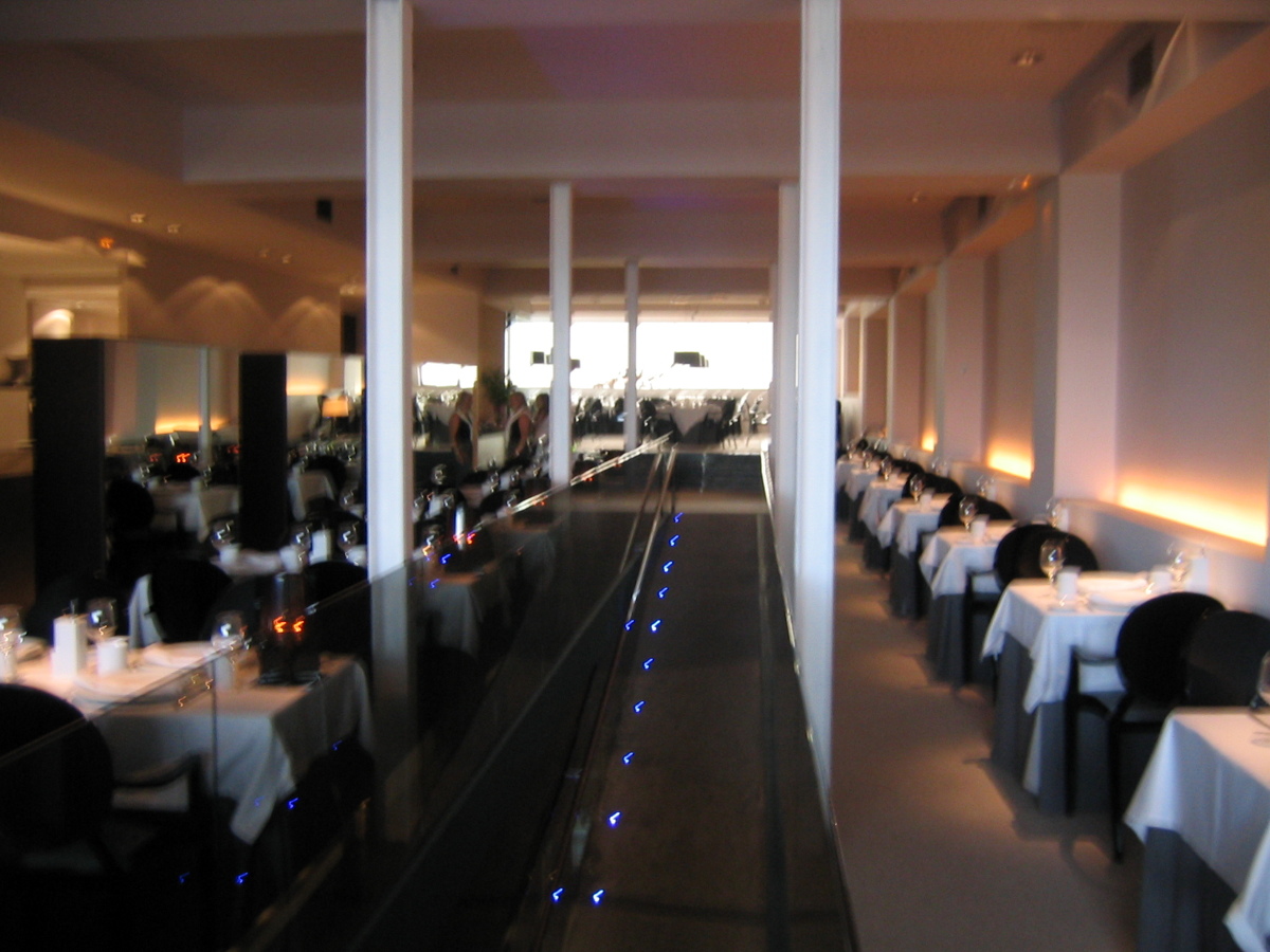 Baranda de cristal ahumado bronce 10mm