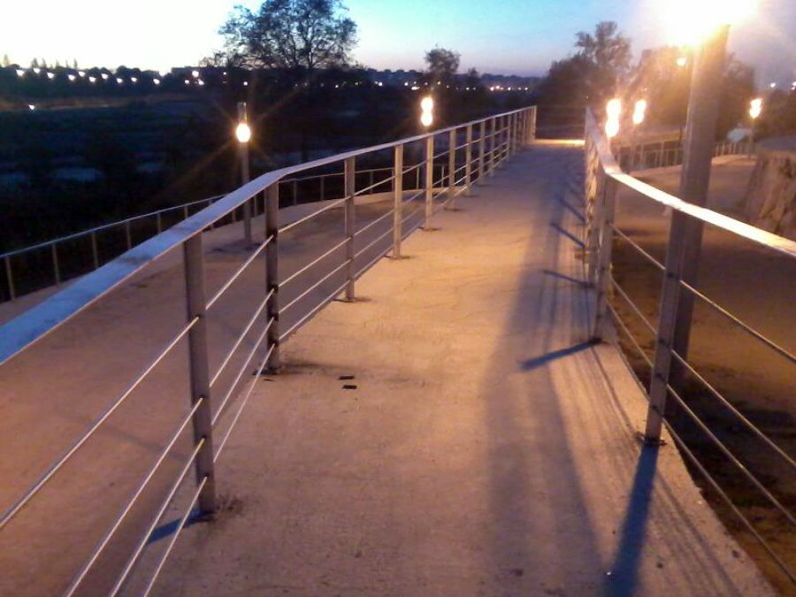 Barandas galvanizadas.