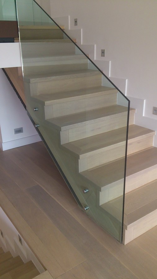 BARANDILLA ABOTONADA