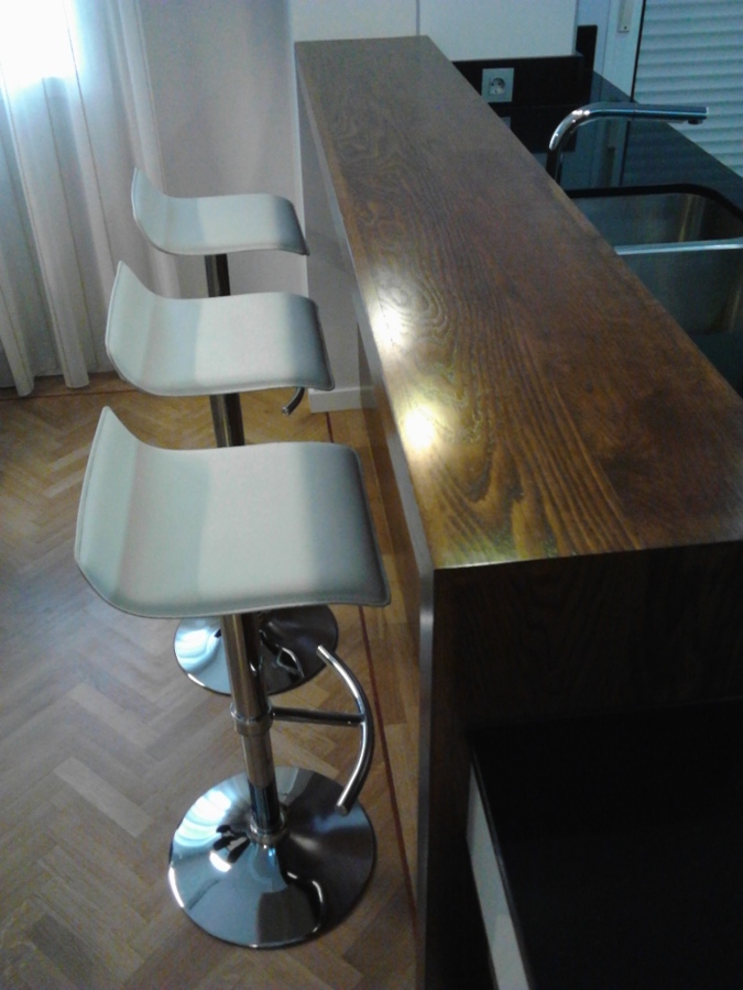 Barra separador de cocina-salón