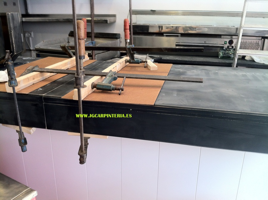 BARRAS PARA CERVECERÍA SENTO BARRIO (C/san pacual 7 Alicante)