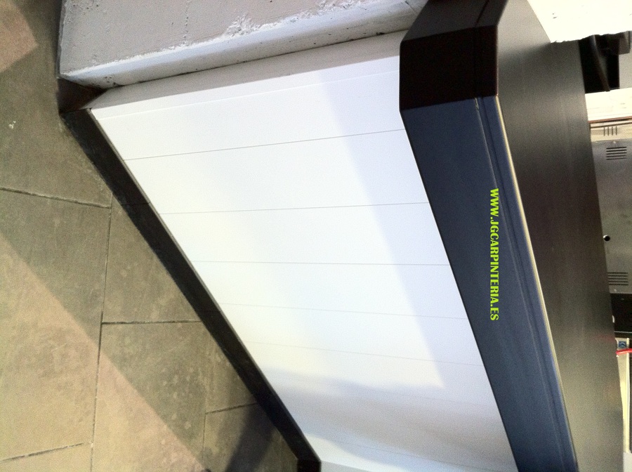 BARRAS PARA CERVECERÍA SENTO BARRIO (C/san pacual 7 Alicante)