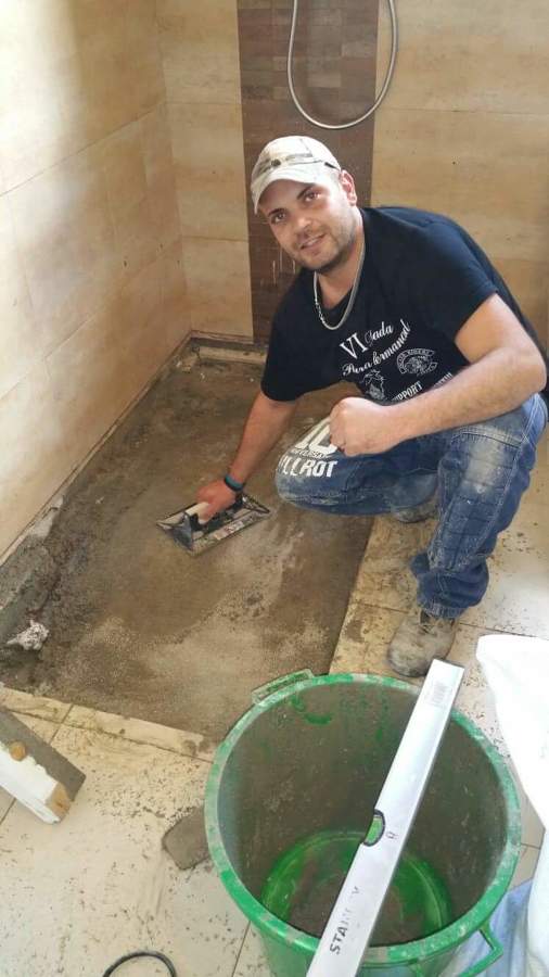 Basamento por plato ducha