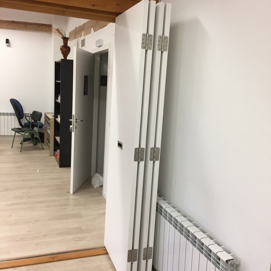 BISAGRAS FIJAS DE GRAN RESISTENCIA