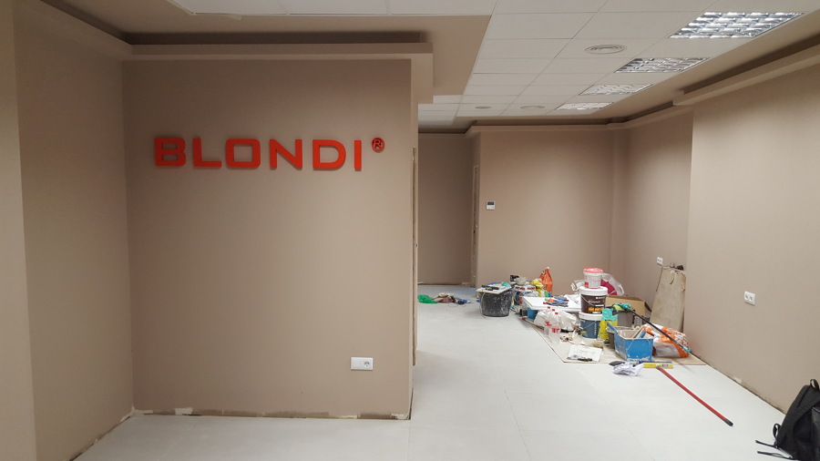 Blondi Plaza España