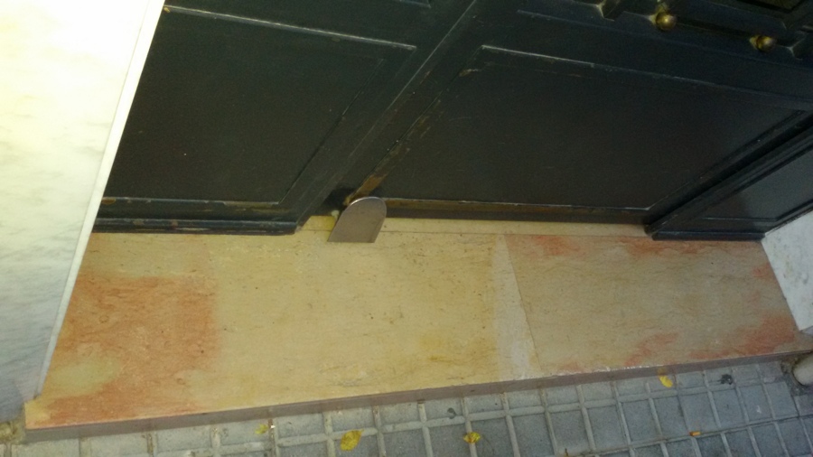 BORDILLO ENTRADA PORTERÍA