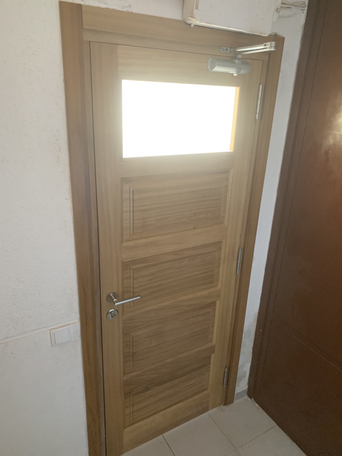 Brazo retenedor de calidad