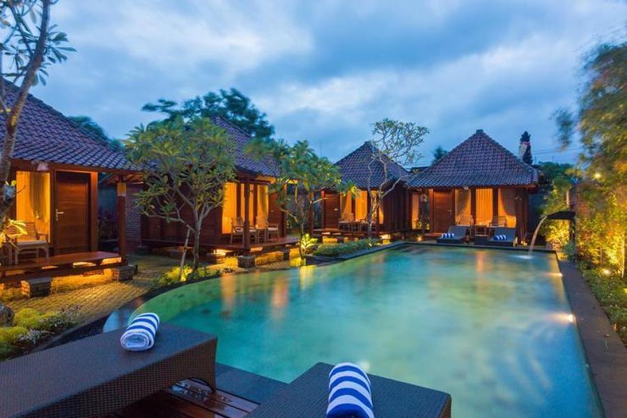 Bungalow de madera tropical de alta densidad