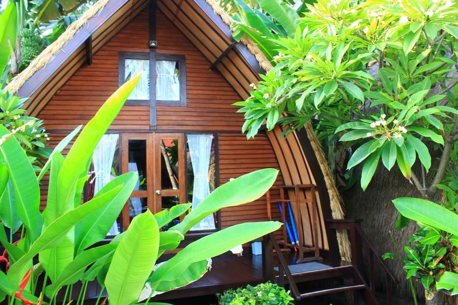 Bungalow de madera tropical de alta densidad