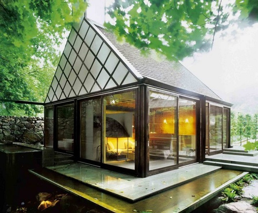 Bungalow de madera tropical de alta densidad