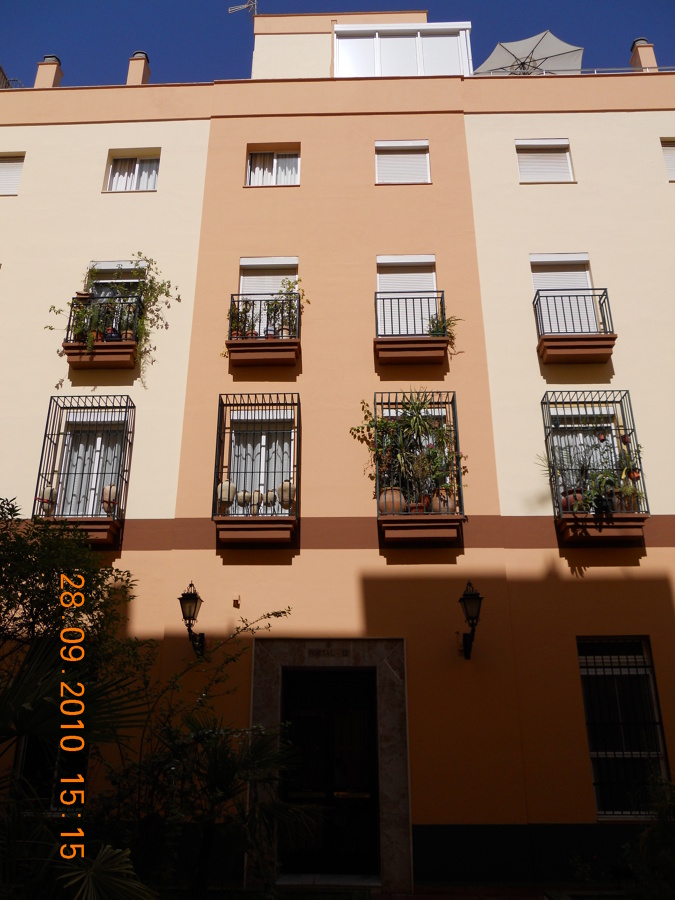 cabado en tres colores. 