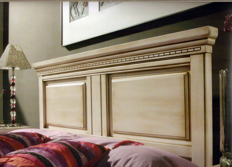 Cabecero de cama clasico