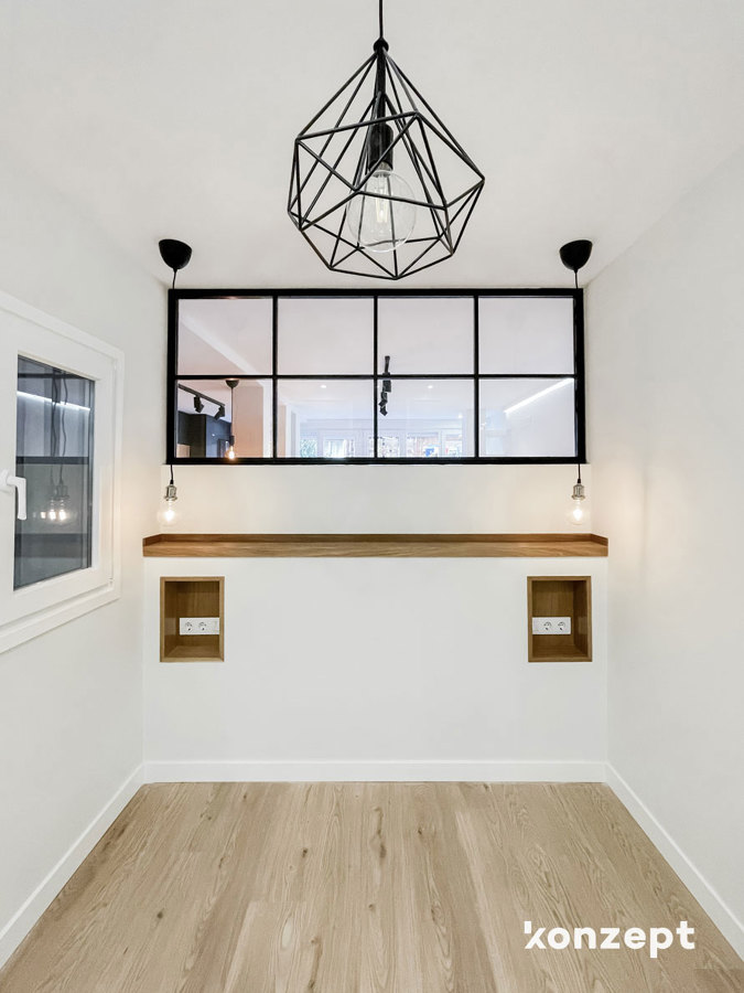 cabecero de obra en madera con cerrajería