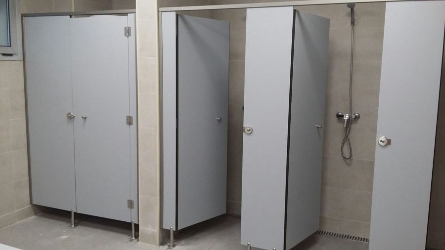 Cabinas sanitarias. Marina Seca. Laredo