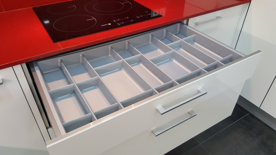 Cajón cubertero de 90cm.