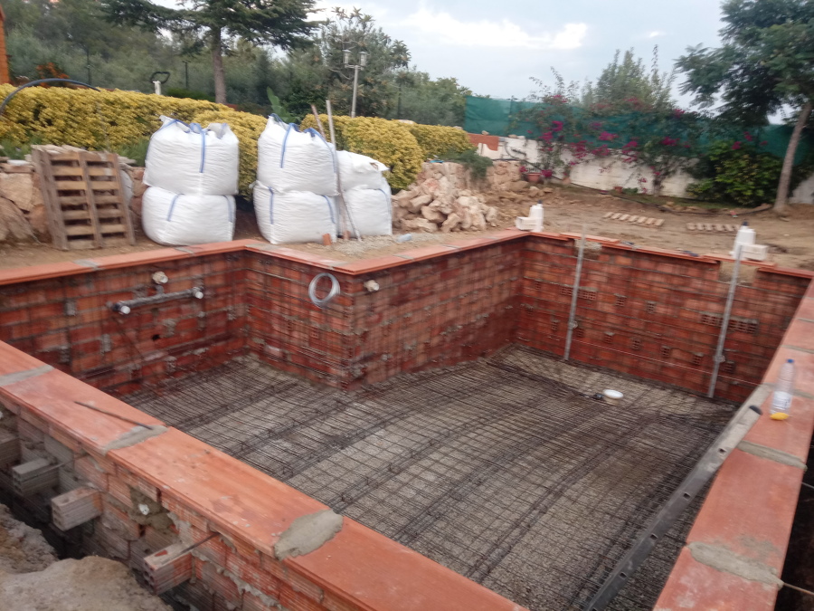 Cajón listo para gunitar.