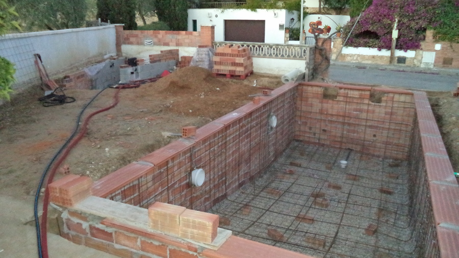 Cajón preparado. Instalación de los mallazos.