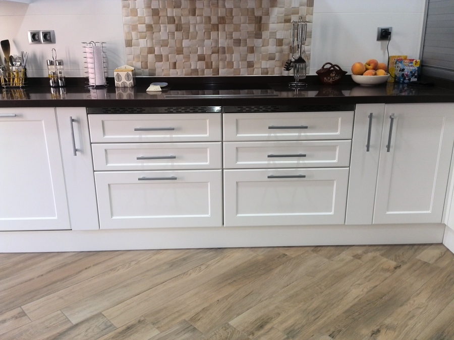 Cajones de almacenaje y especieros