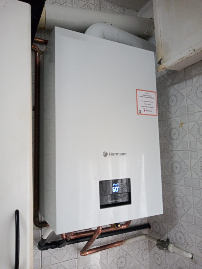 Caldera de gas natural marca Saunier Duval