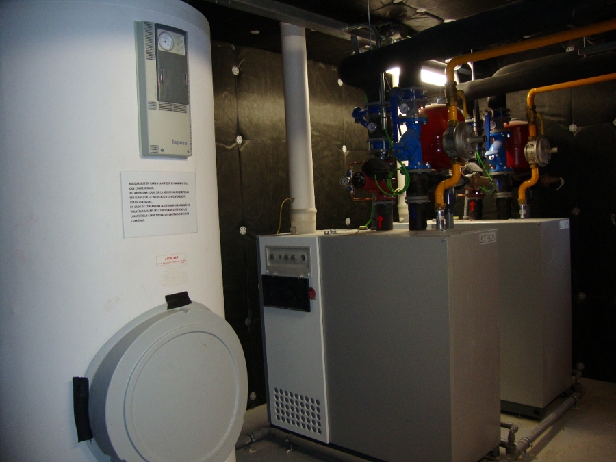 Caldera Wolf Condensación Acumulador Lapesa Acs