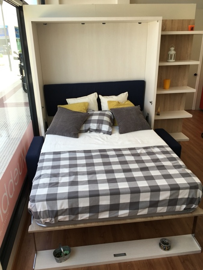 CAMA ABATIBLE VERTICAL C/ ESTANTE DE 150 x 190 CERRADA