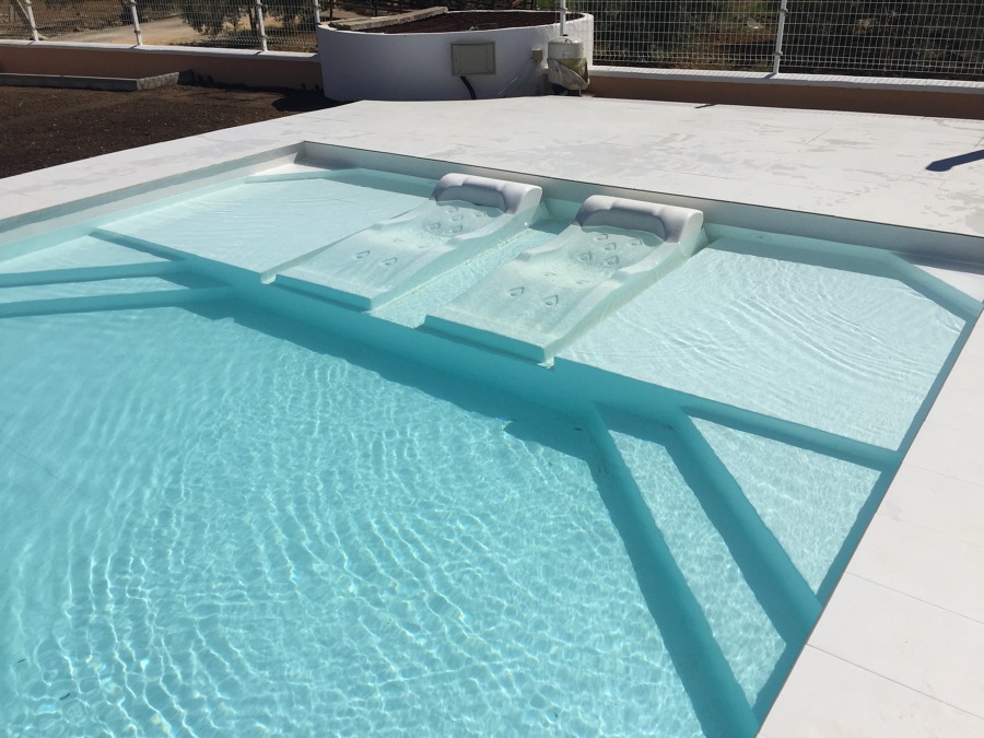 Camas hidromasajes en playa