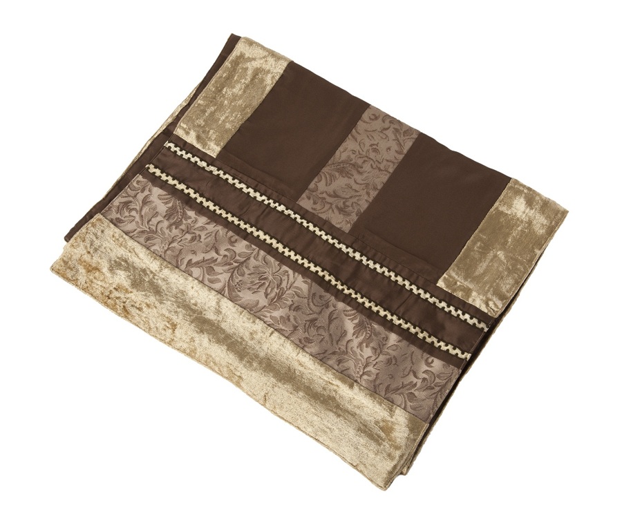 Camino de mesa col. Marseilles