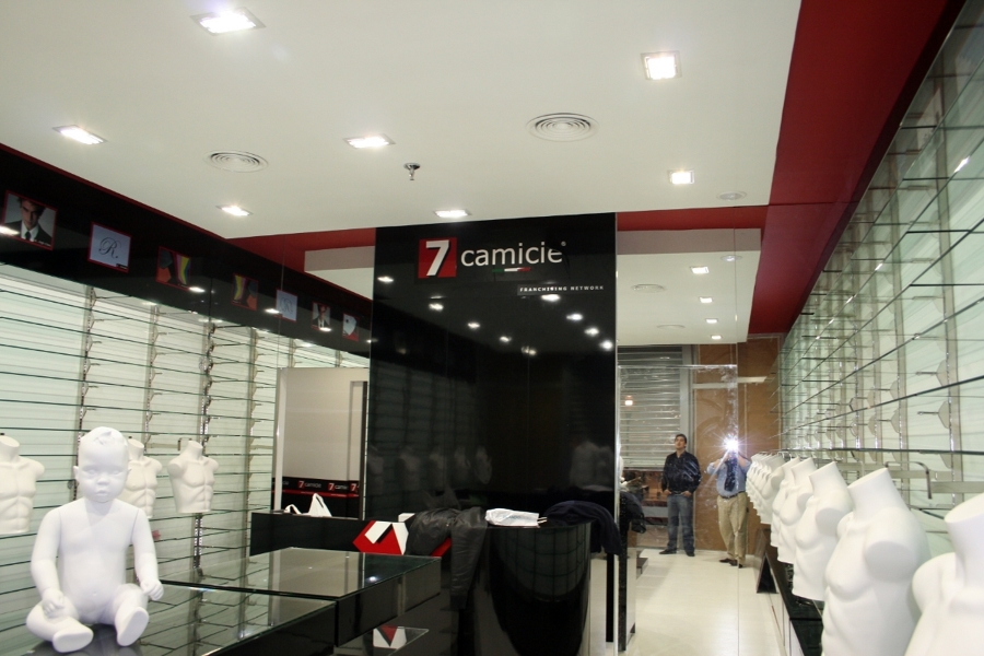 Camisería "7 Camicie" en CC Puerta Europa